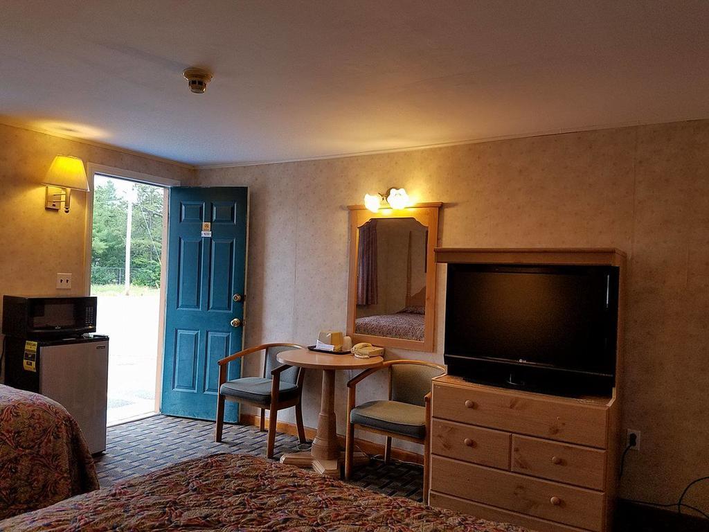 Travel Inn Orange Eksteriør billede